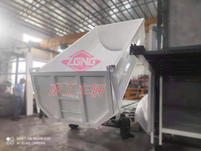 1684313584292397.jpg 自卸車(chē)4I.jpg