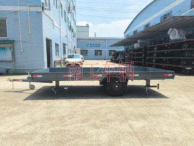 1728458638970623.jpg ATV拖車0.8噸輕型鐵板實心護欄全掛車4I.jpg